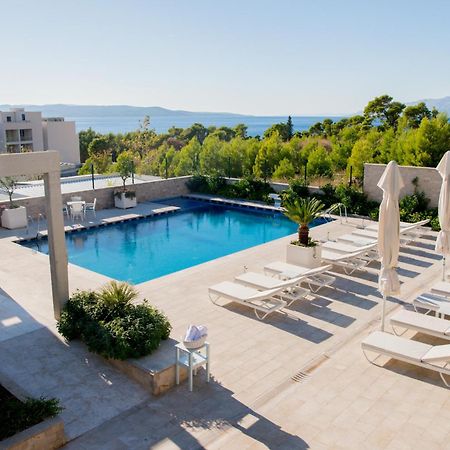 Poseidon Mobile Home Resort Макарска Екстериор снимка