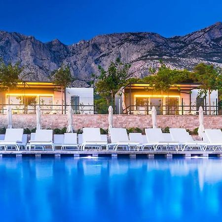 Poseidon Mobile Home Resort Макарска Екстериор снимка