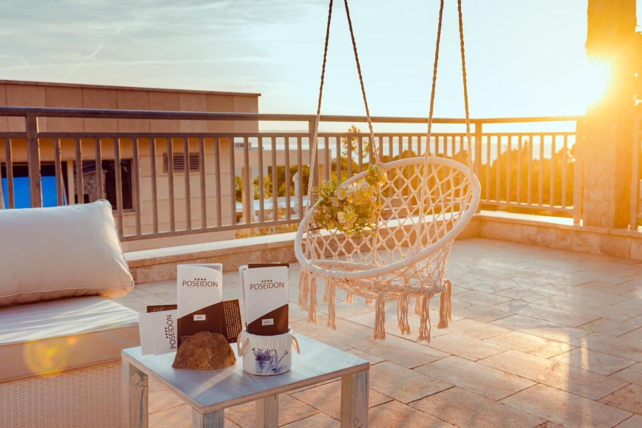 Poseidon Mobile Home Resort Макарска Екстериор снимка