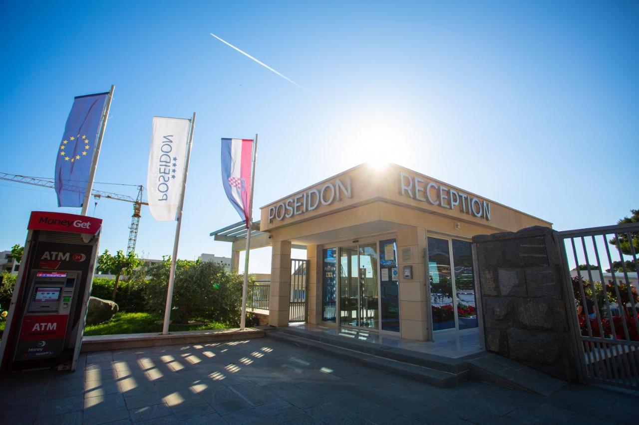 Poseidon Mobile Home Resort Макарска Екстериор снимка