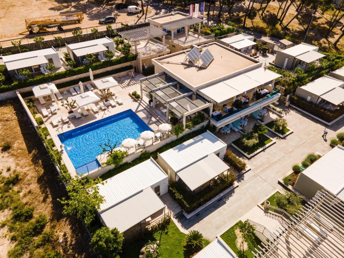 Poseidon Mobile Home Resort Макарска Екстериор снимка