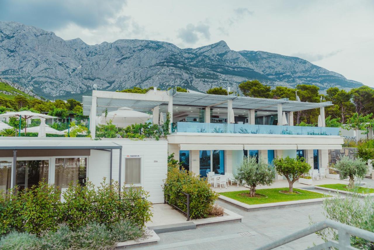 Poseidon Mobile Home Resort Макарска Екстериор снимка