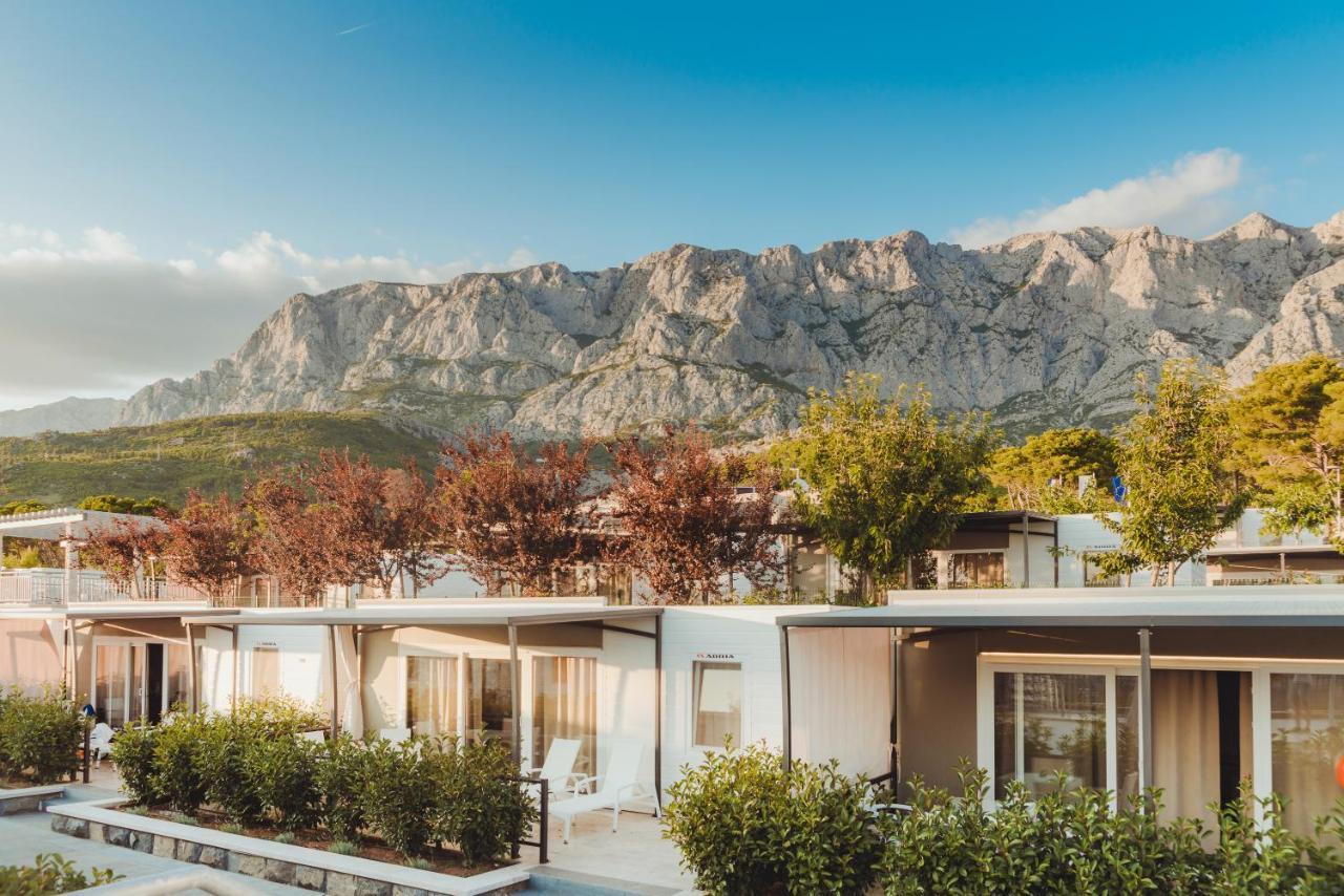 Poseidon Mobile Home Resort Макарска Екстериор снимка